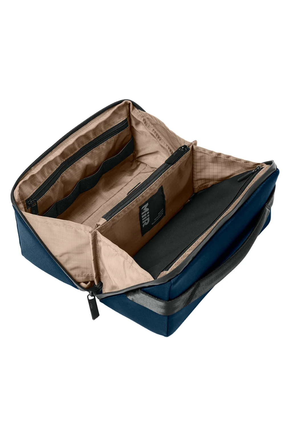 Alternative view of Causeway Travel Organizer
